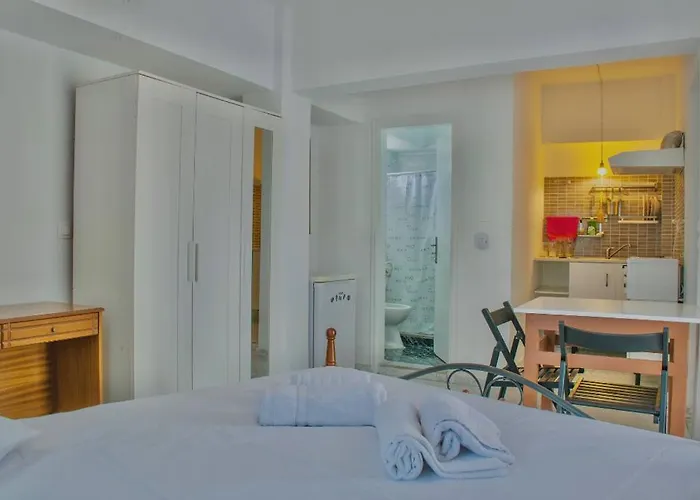 Gitonia - Islander's Collection Rhodes City