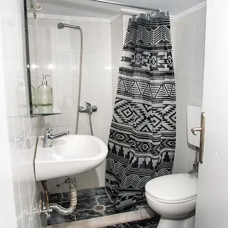 Islanders Yard Rhodes City