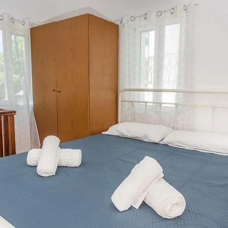 Gitonia Residence - Islander'S Home Collection *