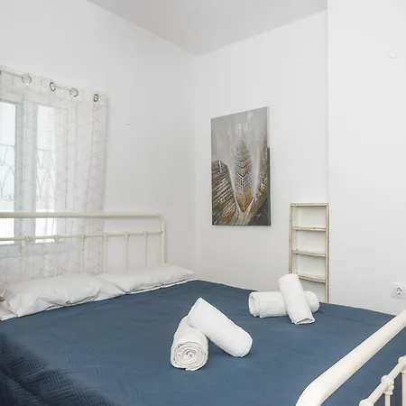 Islanders Yard Appartamento Rhodes City